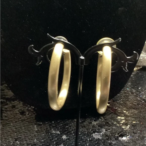 Smooth Finish Gold Hoop Earrings - Picture 2 of 6